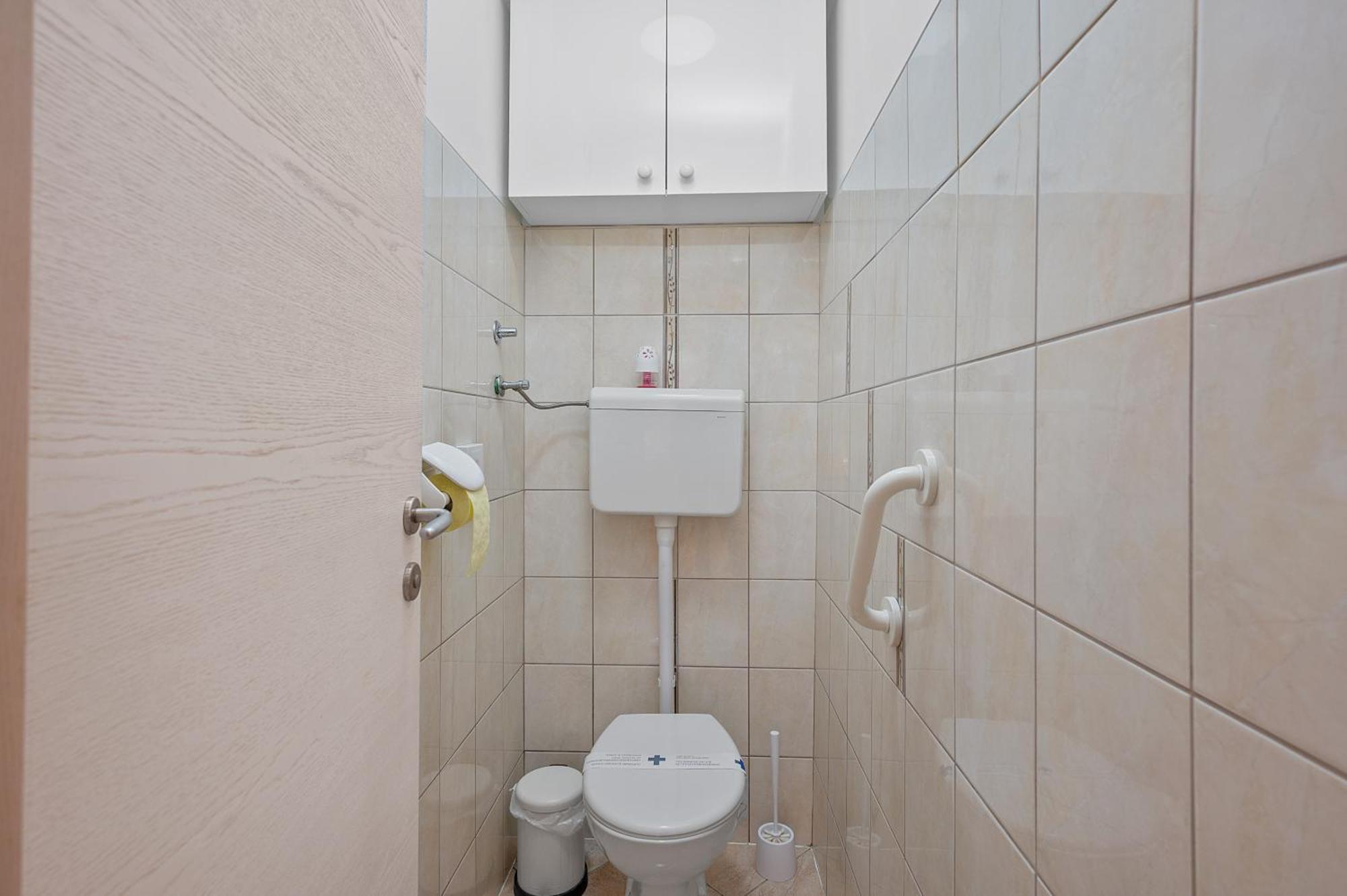 Apartman I Sobe Sofi With Common Kitchen Bathroom And Toilet Zagreb Exterior photo