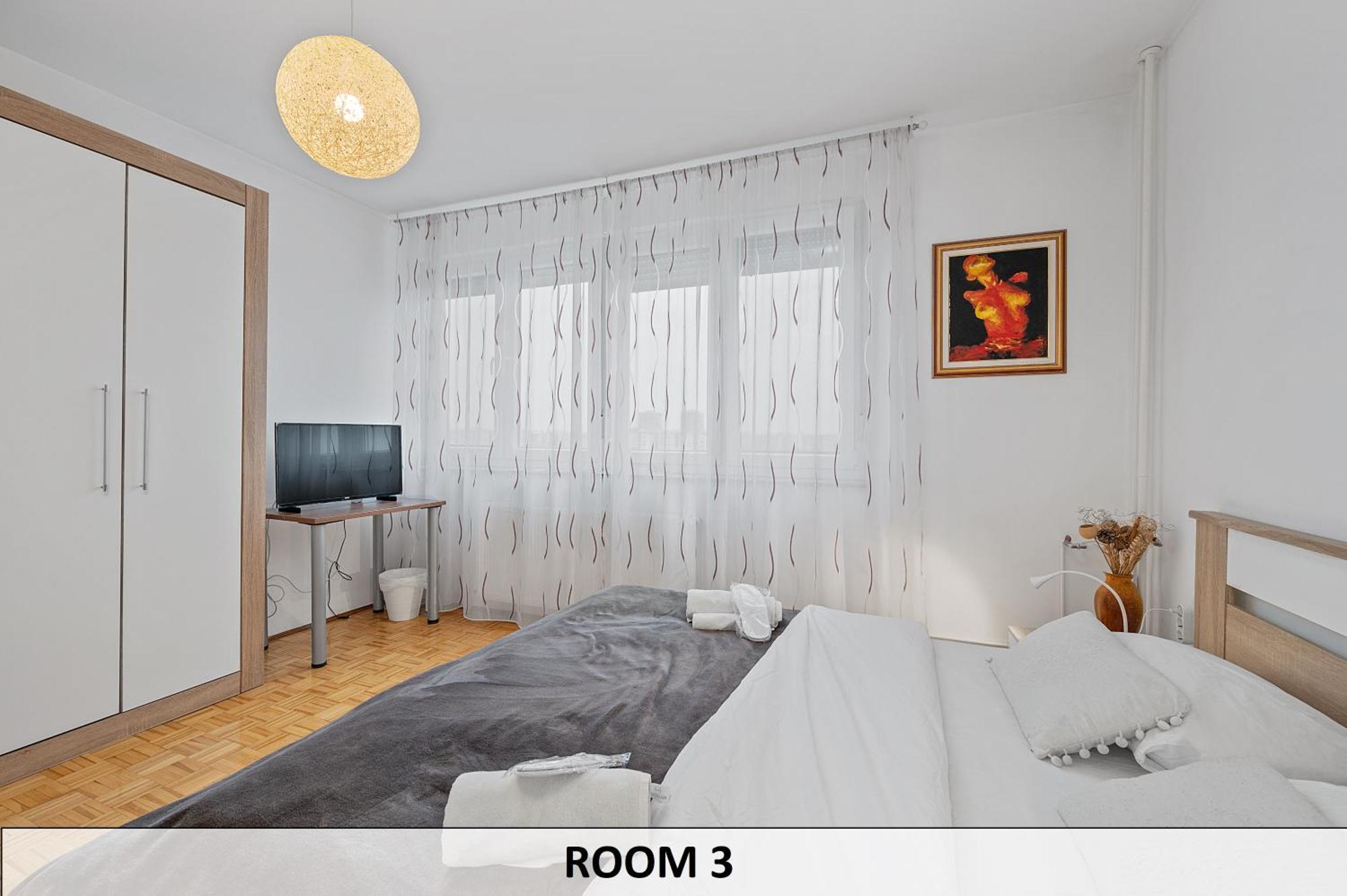 Apartman I Sobe Sofi With Common Kitchen Bathroom And Toilet Zagreb Exterior photo